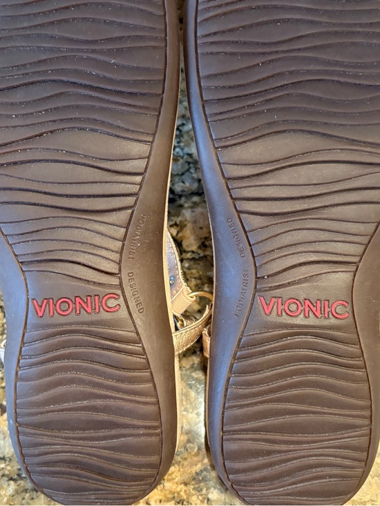 Vionic sandals - Picture 7 of 7